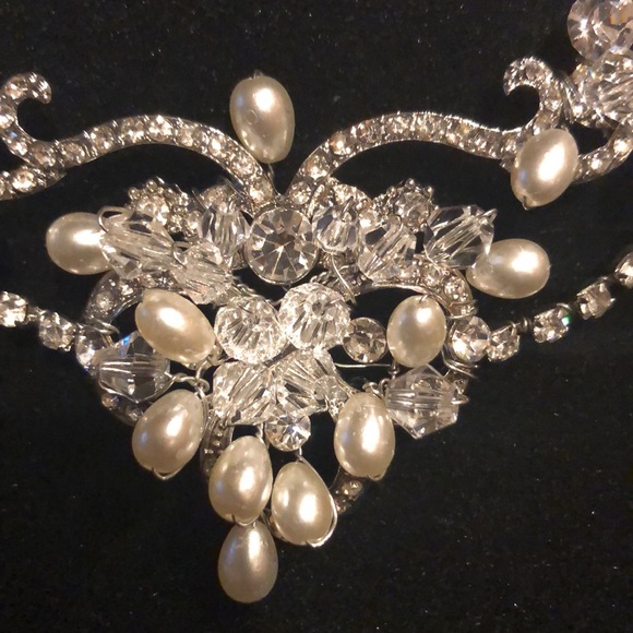 New beautiful necklace and matching earrings - Picture 3 of 3